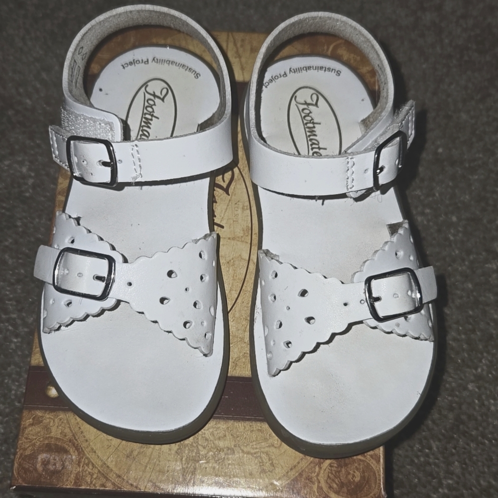 COPY - Toddler girl white sandles